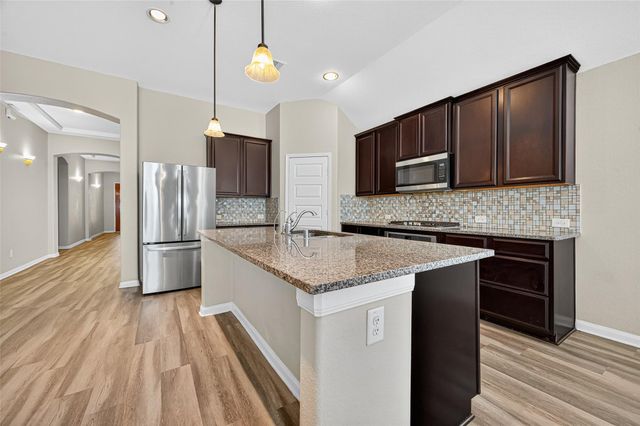 17914 Logans Pine Drive, Tomball, TX 77377