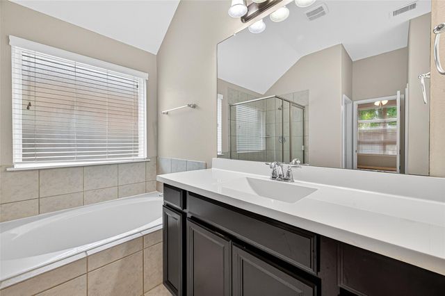 17914 Logans Pine Drive, Tomball, TX 77377