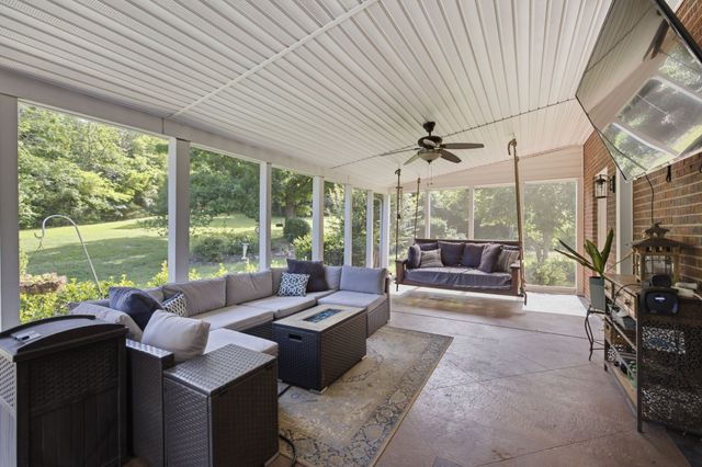 2946 Beulah Church Rd, Arrington, TN 37014