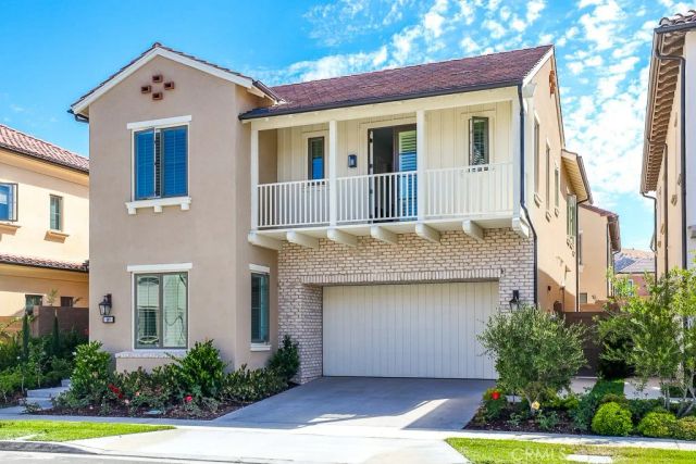 149 Roscomare, Irvine, CA 92602