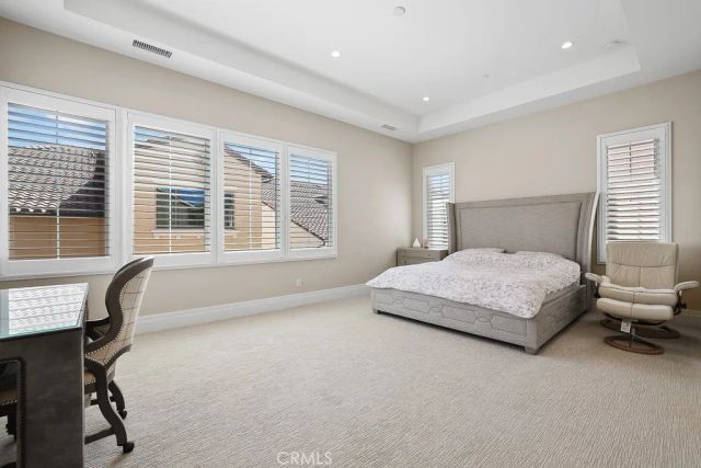 149 Roscomare, Irvine, CA 92602