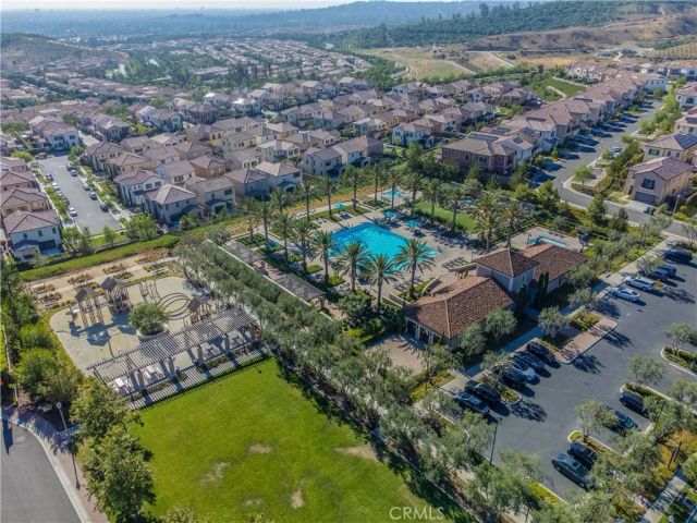 149 Roscomare, Irvine, CA 92602