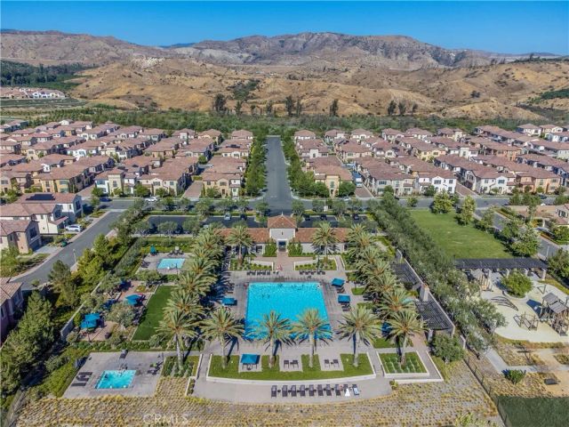 149 Roscomare, Irvine, CA 92602