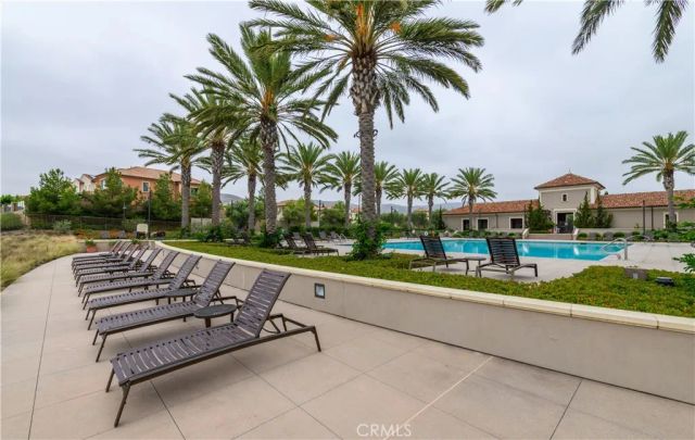 149 Roscomare, Irvine, CA 92602