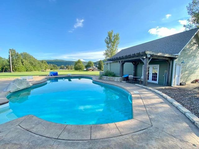 1013 Shipman Drive, Mountain View, AR 72560