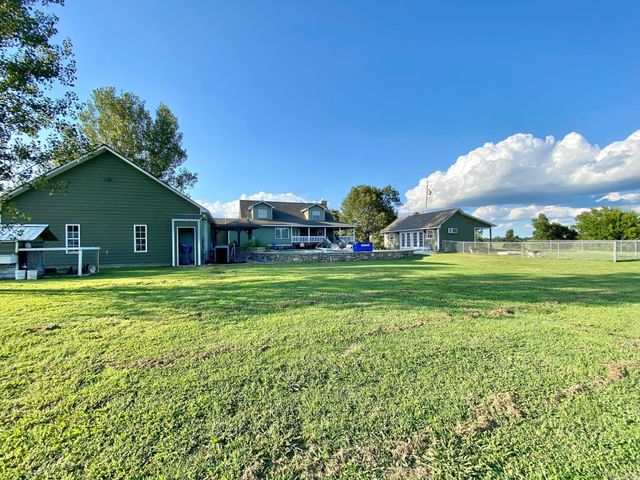 1013 Shipman Drive, Mountain View, AR 72560