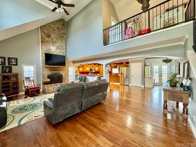 1013 Shipman Drive, Mountain View, AR 72560
