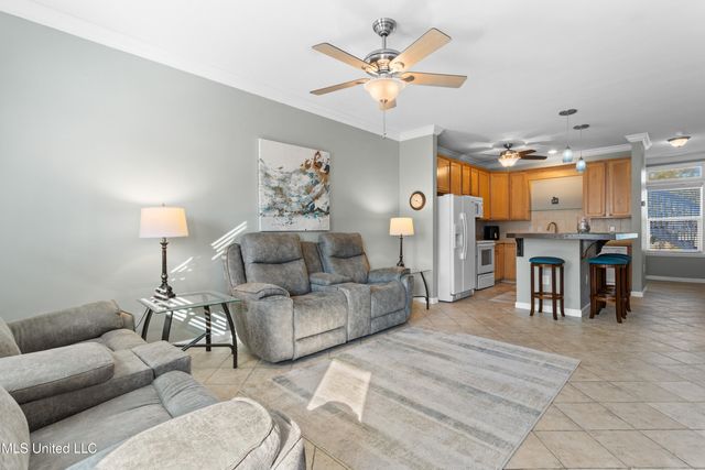 1515 E Beach Boulevard, 105, Pass Christian, MS 39571