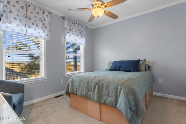 1515 E Beach Boulevard, 105, Pass Christian, MS 39571