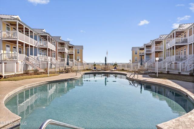 1515 E Beach Boulevard, 105, Pass Christian, MS 39571