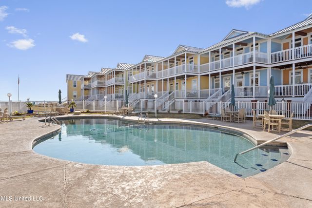 1515 E Beach Boulevard, 105, Pass Christian, MS 39571