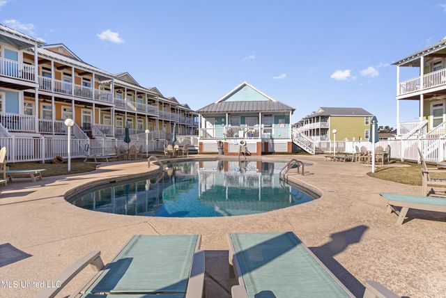 1515 E Beach Boulevard, 105, Pass Christian, MS 39571