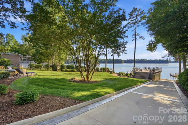 730 Mainsail Road, Salisbury, NC 28146