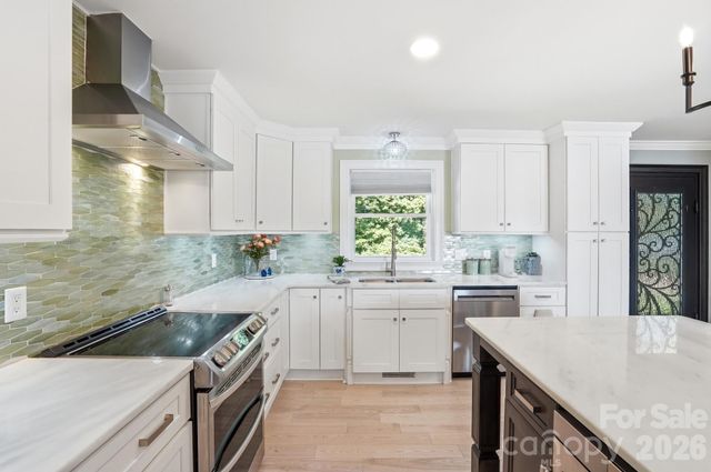 730 Mainsail Road, Salisbury, NC 28146