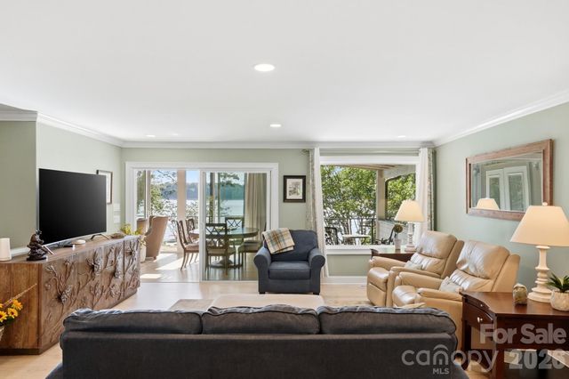 730 Mainsail Road, Salisbury, NC 28146