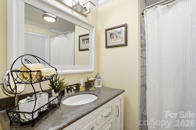 730 Mainsail Road, Salisbury, NC 28146