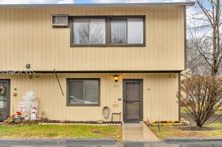 3408 Chelsea Cove S, Hopewell Junction, NY 12533