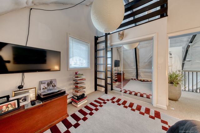 11 Day Road, Cornwall, CT 06754