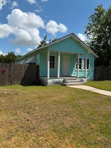 512 Stimpson Street, Baytown, TX 77520