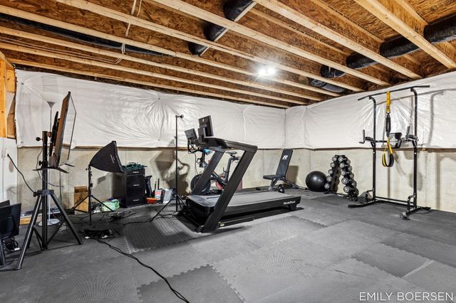 4183 Springhill Drive, Jamestown Twp, MI 49426