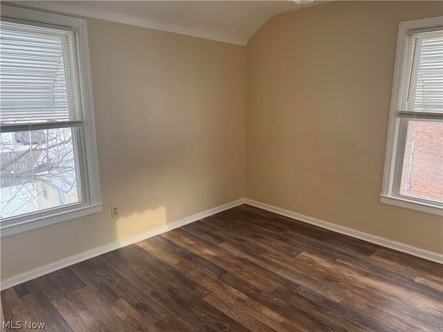 1515 E 256th Street, Euclid, OH 44132