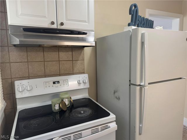 1515 E 256th Street, Euclid, OH 44132