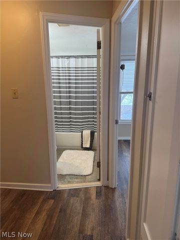 1515 E 256th Street, Euclid, OH 44132