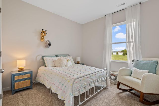 6 Maximillian Drive, Hobart, IN 46342