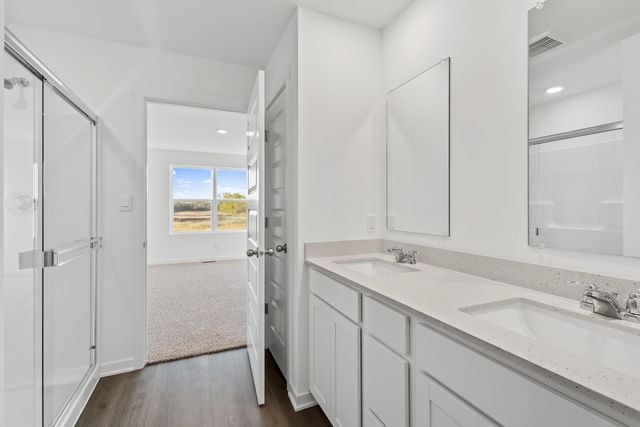 6 Maximillian Drive, Hobart, IN 46342