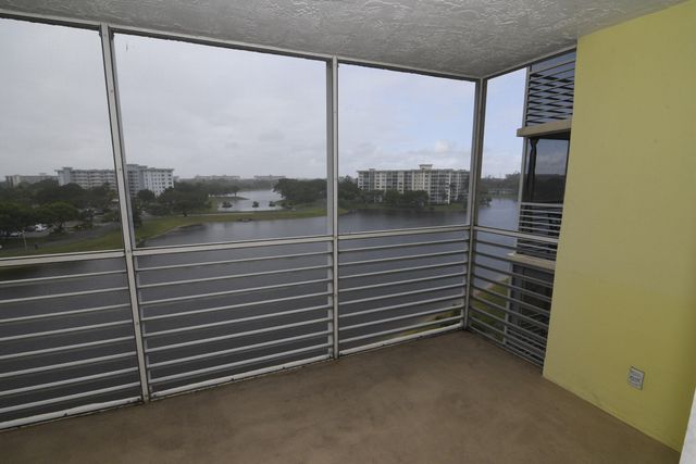 3095 N Course Drive 712, Pompano Beach, FL 33069