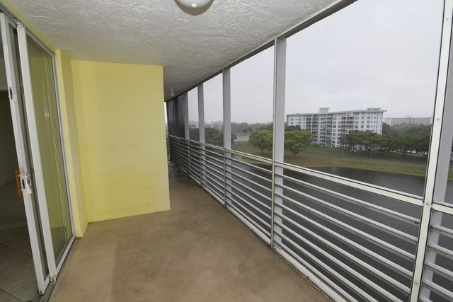 3095 N Course Drive 712, Pompano Beach, FL 33069