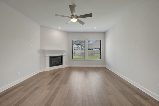 11918 Bush Tail Court, Mont Belvieu, TX 77523