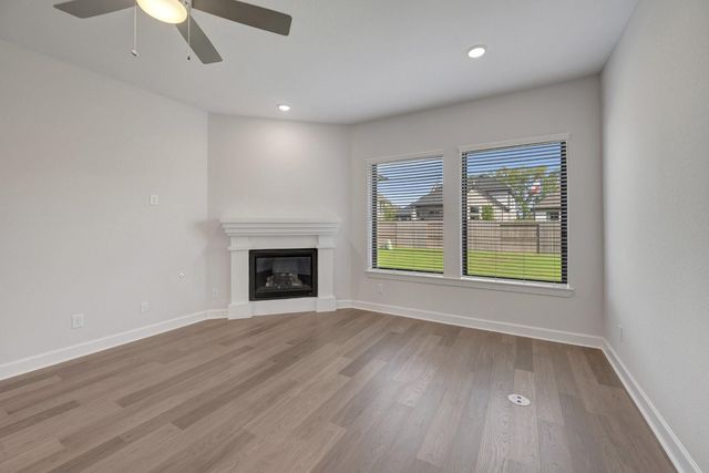 11918 Bush Tail Court, Mont Belvieu, TX 77523