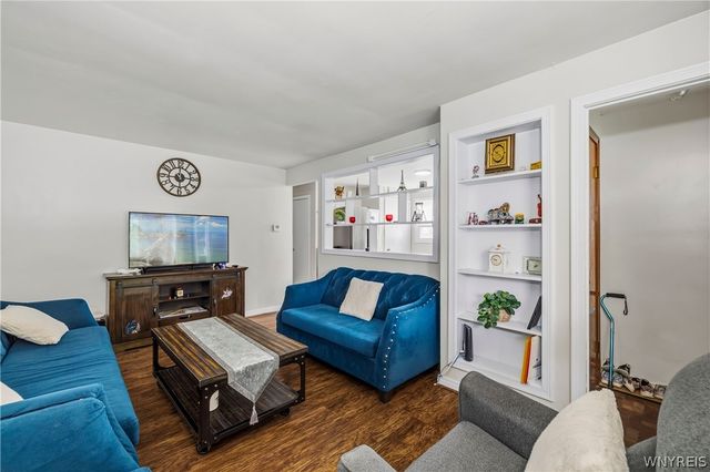 2410 Falls Street, Niagara Falls, NY 14303