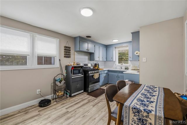 2410 Falls Street, Niagara Falls, NY 14303