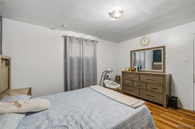 2410 Falls Street, Niagara Falls, NY 14303
