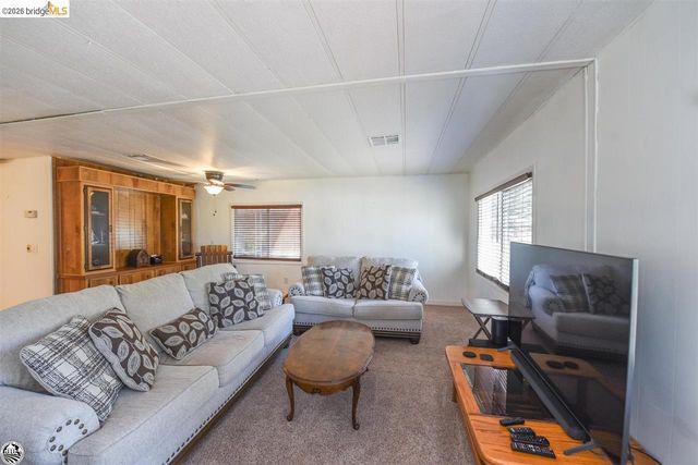 22440 Gunsight Rd, Sonora, CA 95370