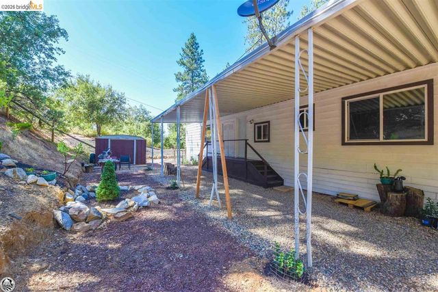 22440 Gunsight Rd, Sonora, CA 95370