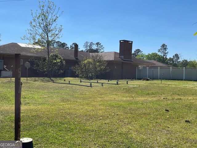135 Meriwether Circle NW, Milledgeville, GA 31061