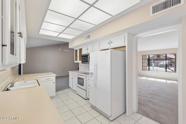 19810 N 146TH Way, Sun City West, AZ 85375