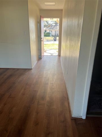 10822 Langdon Lane, Houston, TX 77072