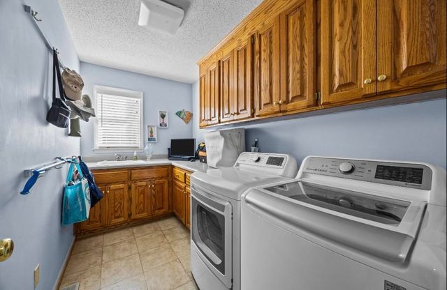 1844 Twin Bridge Road, Gaffney, SC 29341