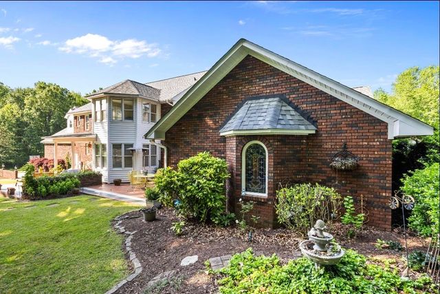 1844 Twin Bridge Road, Gaffney, SC 29341