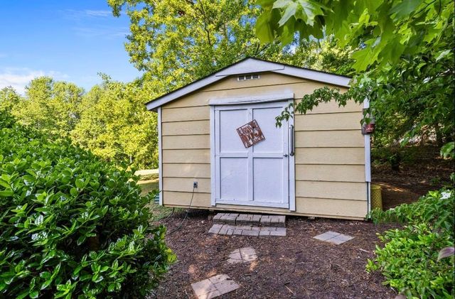 1844 Twin Bridge Road, Gaffney, SC 29341