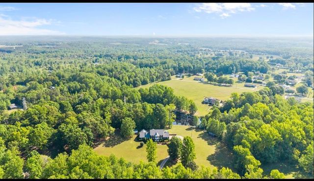 1844 Twin Bridge Road, Gaffney, SC 29341