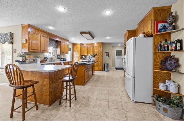 1844 Twin Bridge Road, Gaffney, SC 29341