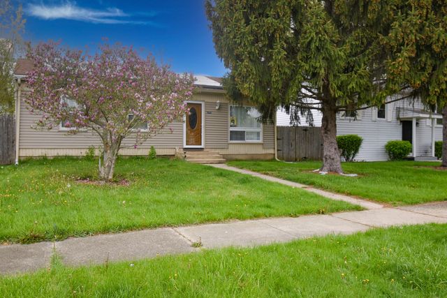 2042 GIDEON Avenue, Zion, IL 60099