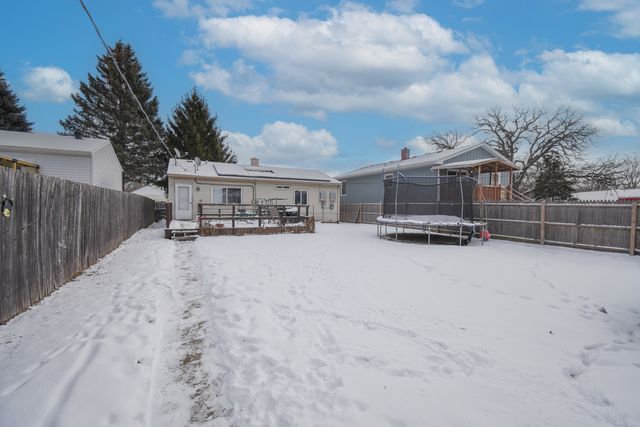 2042 GIDEON Avenue, Zion, IL 60099