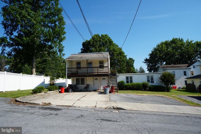 215-B W SUMMIT ST, Mohnton, PA 19540