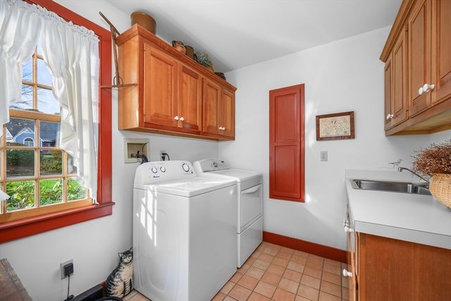 41 Court Street, Chatham, MA 02650